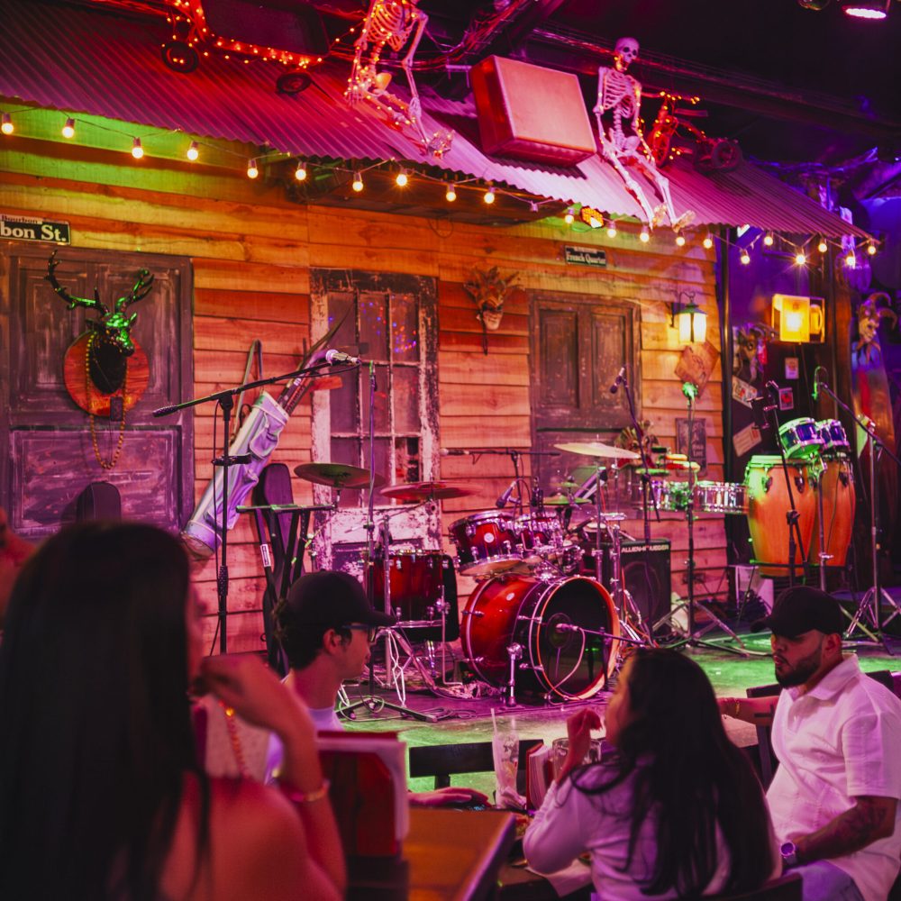 Destination Barranquilla - Bourbon Street
