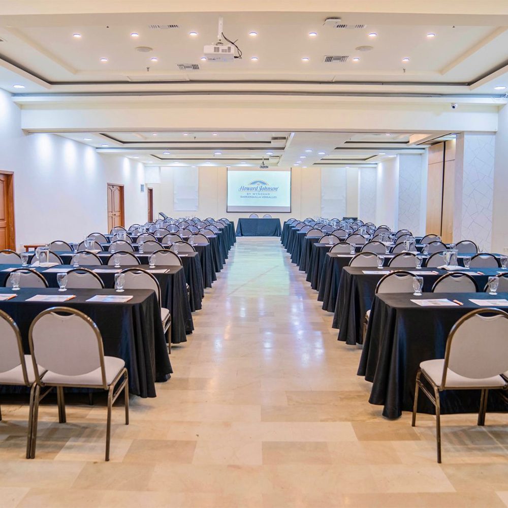 Destination Barranquilla - Howard Johnson by Wyndham Barranquilla